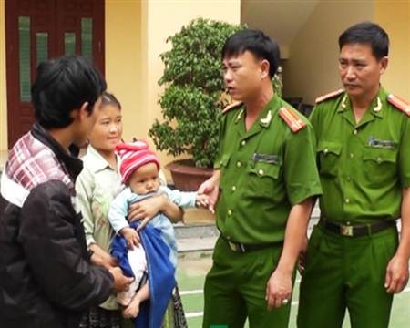 Bắt kẻ giả danh cô giáo để gây mê, bắt cóc trẻ em - ảnh 1