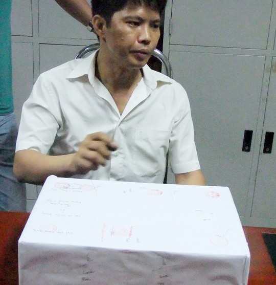 20 bánh heroin, súng K59 trên xe giang hồ đất mỏ - ảnh 1