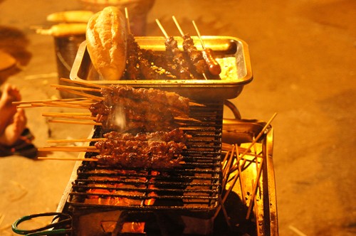 Hẹn hò với những món ăn nóng, giá rẻ tại Hà Nội - ảnh 2
