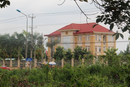 Dựng lại hiện trường vụ đại úy bắn chết phó trạm CSGT Suối Tre - ảnh 1