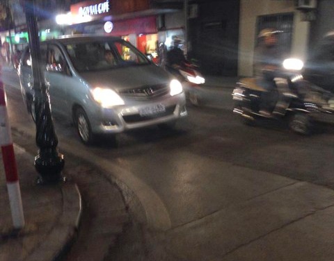 Trải nghiệm taxi Uber 'sang chảnh' giá rẻ ngang xe ôm ở Hà Nội - ảnh 5