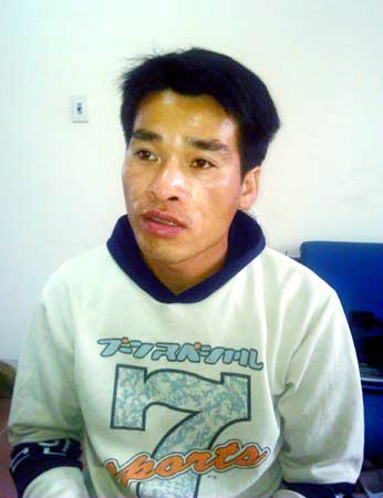 Bắt quả tang vợ ‘tòm tem’, vung dao giết - ảnh 1