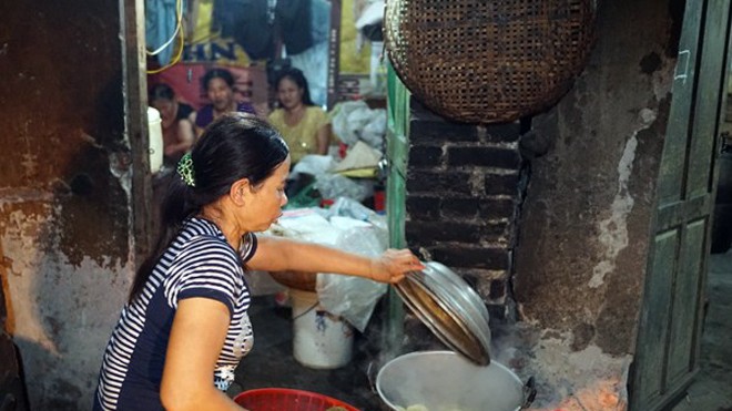 Hà Nội: Tan hoàng 'khu ổ chuột' sau đám cháy - ảnh 4