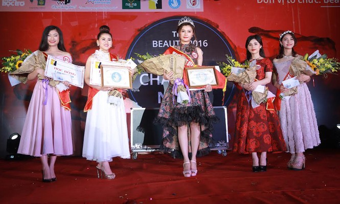 Đại học Văn hóa Hà Nội chào đón tân Hoa khôi - ảnh 2