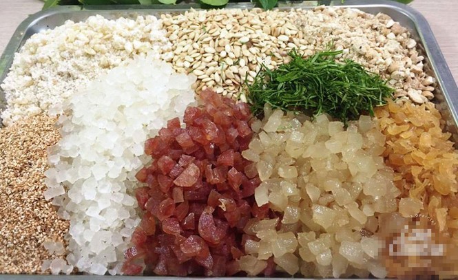 Mỗi năm làm thêm 1 tháng: Chị gái công sở thu 200 triệu - ảnh 1
