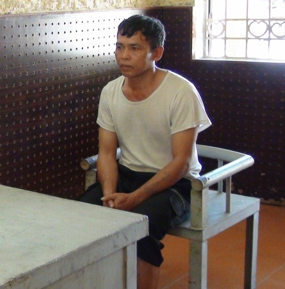 Sát hại hàng xóm, chôn xác phi tang ở vườn nhà - ảnh 2