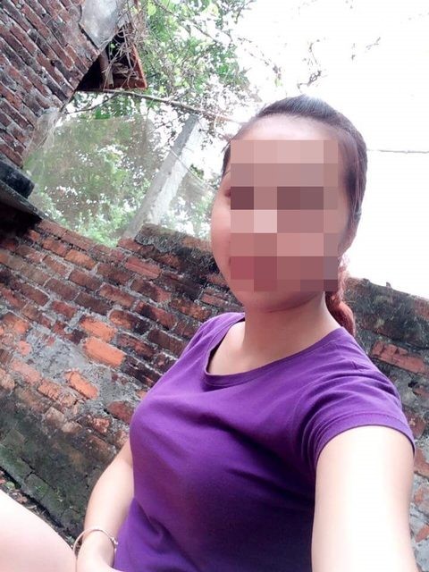 Cuồng ghen, chồng đâm vợ chết trước mặt bạn bè - ảnh 1