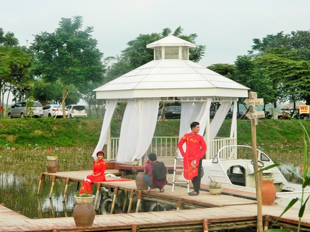 Bãi đá sông Hồng - điểm chụp ảnh hấp dẫn cho những ngày đầu đông - ảnh 11