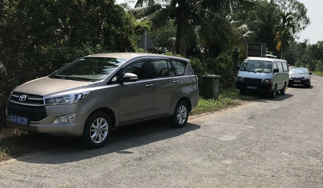 Bí thư Vĩnh Long: Kiểm điểm vụ xe công chở cán bộ đi ăn cưới - ảnh 1