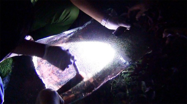 Táo tợn đập kính ô tô, trộm nhiều tài sản giá trị - ảnh 2
