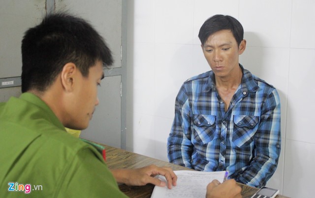 Bị truy đuổi tên trộm rút hung khí đâm một cảnh sát bị thương - ảnh 1