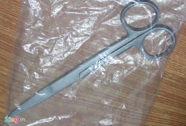Bị truy đuổi tên trộm rút hung khí đâm một cảnh sát bị thương - ảnh 2