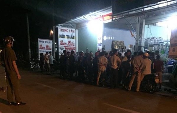 Thảm án kinh hoàng, 4 người thương vong tại nhà - ảnh 1