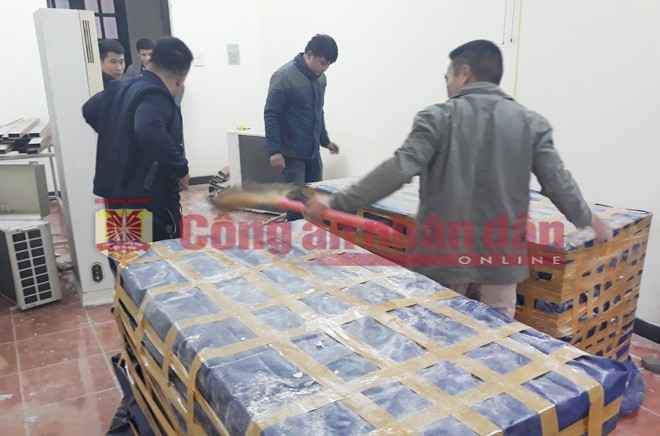 Cận cảnh 'kho tiền' khổng lồ thu được trong đường dây đánh bạc ngàn tỷ - ảnh 11
