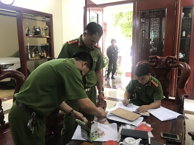 Từ 20 bánh heroin trong chuồng gà, lộ diện trùm ma túy xứ Lạng - ảnh 4