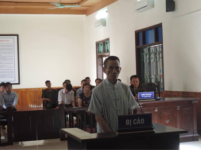 Tuyên phạt 12 năm tù cho bảo vệ già dâm ô học sinh - ảnh 1