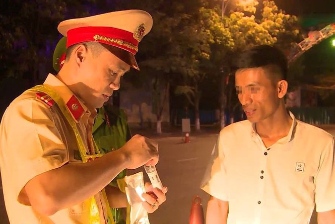 Cận cảnh “bảo bối” phát hiện ma túy của của CSGT TP Hà Tĩnh - ảnh 1