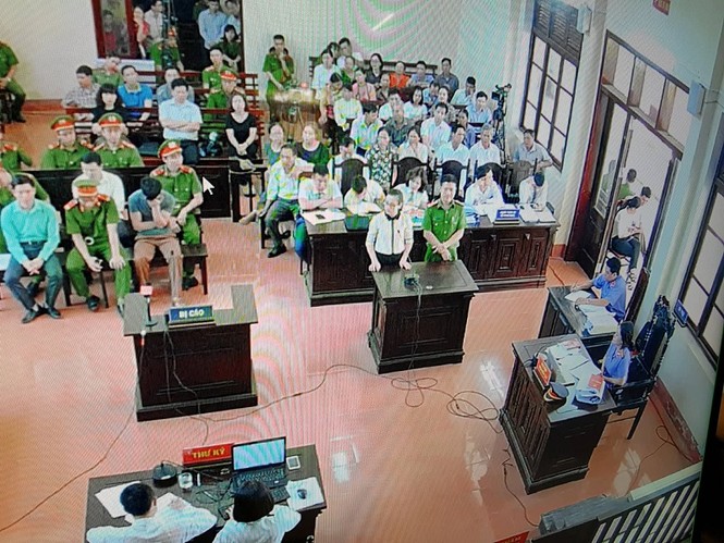 Điều tra viên vụ chạy thận ở Hòa Bình: Khai giống nhau là ngẫu nhiên - ảnh 2