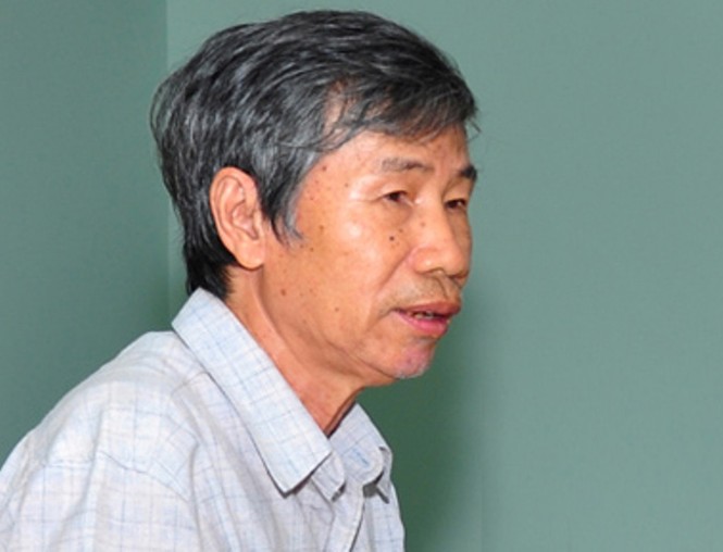 2 tác giả gây 'sóng' vụ tặng thưởng Hội Văn học TPHCM xin rút - ảnh 1