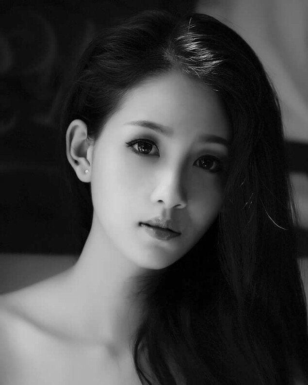 Mẫu nude Kim Phượng bất ngờ vì chưa nhận được thông tin không khởi tố - ảnh 1