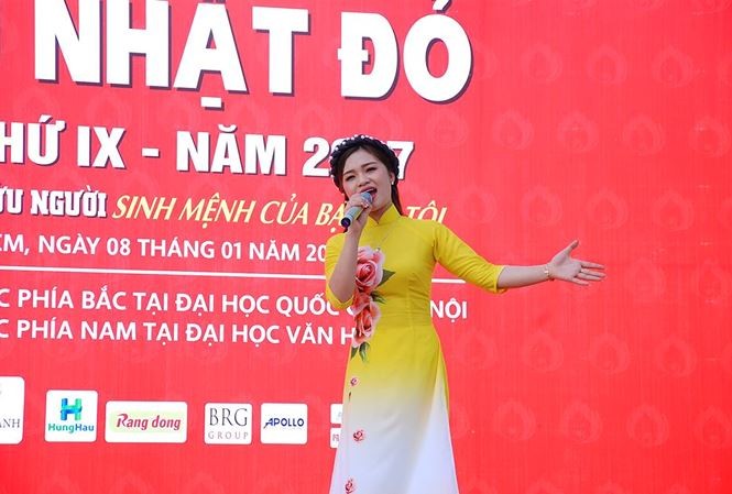 Á khôi Duyên dáng Áo dài ra mắt MV về mẹ - ảnh 2