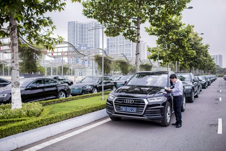 Dàn xe phục vụ WEF có gì đặc biệt? - ảnh 4