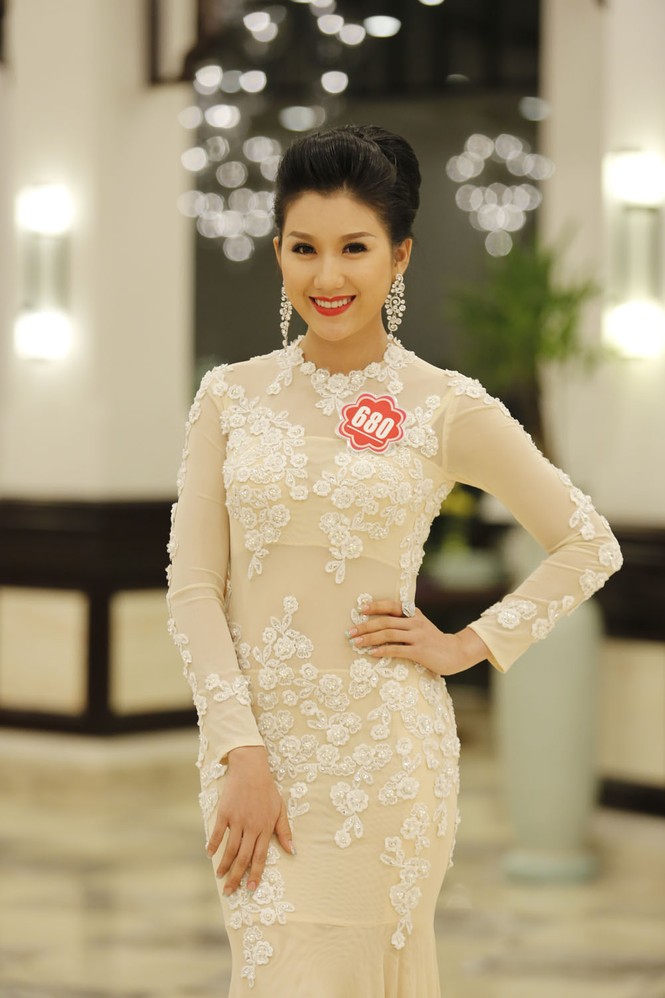 Thí sinh hoa hậu khoe sắc trong trang phục dạ hội - ảnh 9