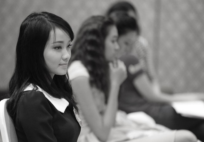Thí sinh hoa hậu tập trình diễn thi Người đẹp Biển - ảnh 3