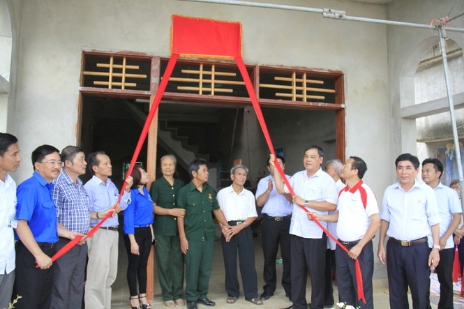 Báo Tiền Phong tặng quà 4 trung tâm điều dưỡng thương binh - ảnh 4