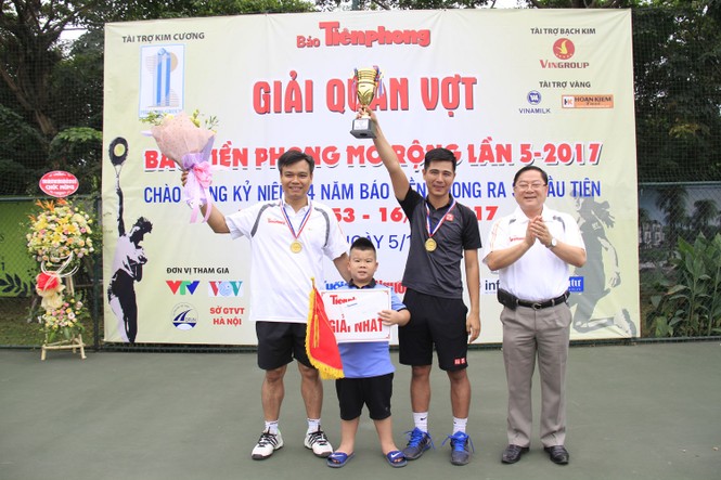 Sôi động giải tenis chào mừng 64 năm báo Tiền Phong ra số đầu tiên - ảnh 10
