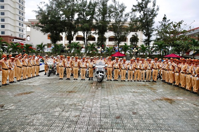 TP Hồ Chí Minh 'chi viện' 100 CSGT cho Đà Nẵng dịp APEC - ảnh 5