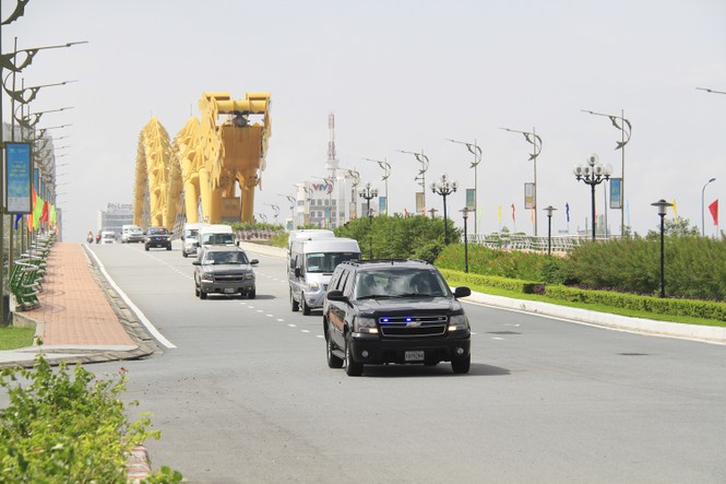 Siêu xe Tổng thống Nga, Mỹ cùng qua cầu Rồng Đà Nẵng - ảnh 13