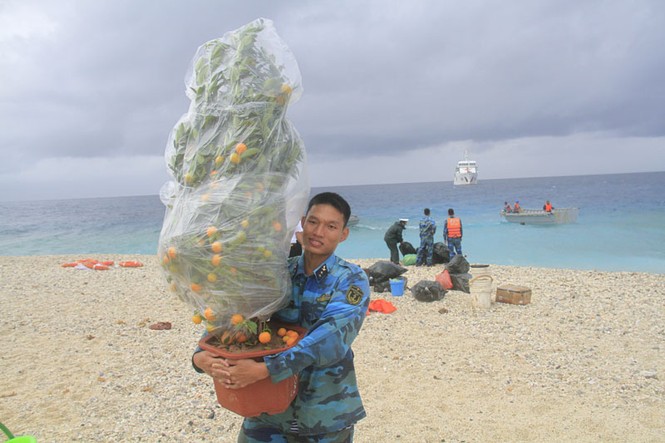 “Đội đặc nhiệm” ở cực Nam quần đảo Trường Sa - ảnh 10