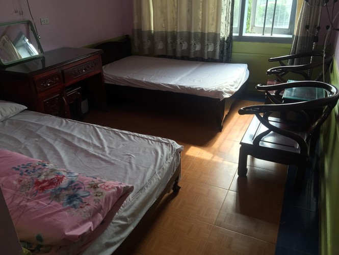 Lễ hội Đền Trần: Khách sạn cháy phòng, nhà nghỉ thét giá - ảnh 2