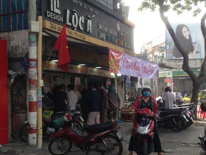 Đường phố TPHCM thông thoáng lạ thường sáng đi làm đầu năm - ảnh 10