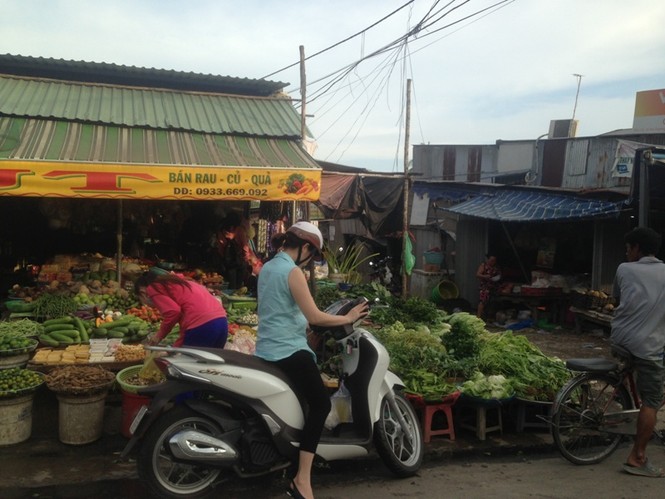 Đường phố TPHCM thông thoáng lạ thường sáng đi làm đầu năm - ảnh 9