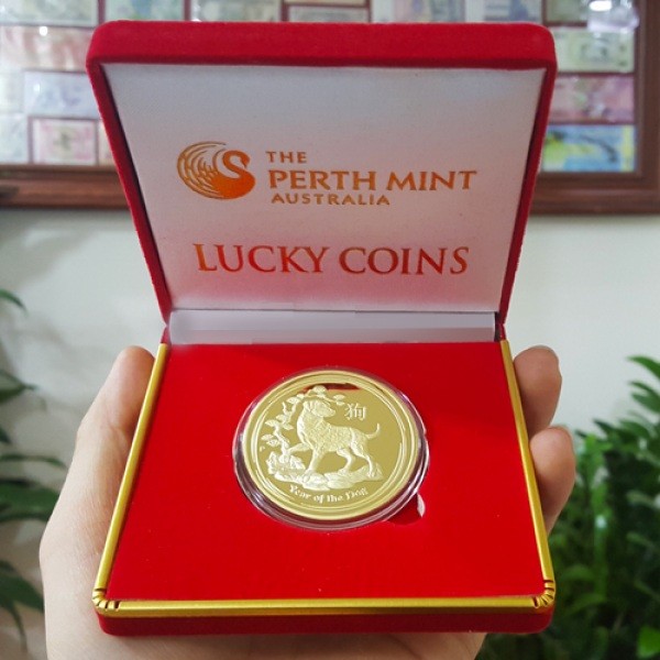 'Sốt' tờ 2 USD lì xì Tết in hình chó - ảnh 1