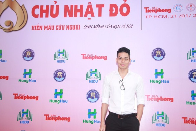 Hàng loạt sao tham gia Chủ Nhật Đỏ ở TPHCM - ảnh 7