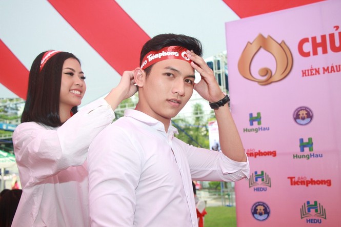 Hàng loạt sao tham gia Chủ Nhật Đỏ ở TPHCM - ảnh 10
