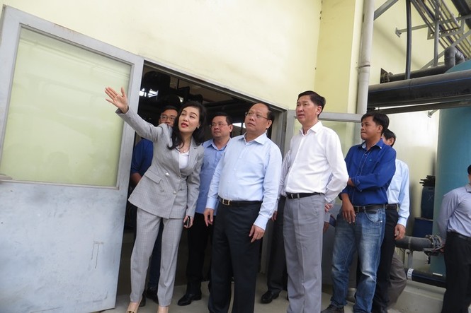 Lãnh đạo TPHCM thăm, chúc Tết công nhân Đa Phước - ảnh 2