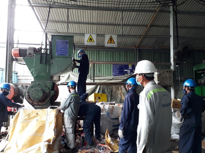 TPHCM tiêu hủy lô hàng giả trị giá hơn 20 tỷ đồng - ảnh 3