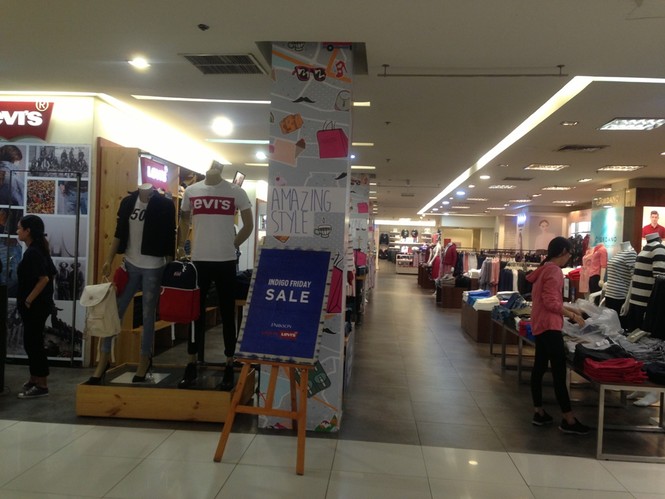 Black Friday: Nơi đìu hiu, chỗ tấp nập - ảnh 10