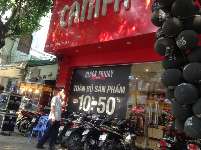 Black Friday: Nơi đìu hiu, chỗ tấp nập - ảnh 2