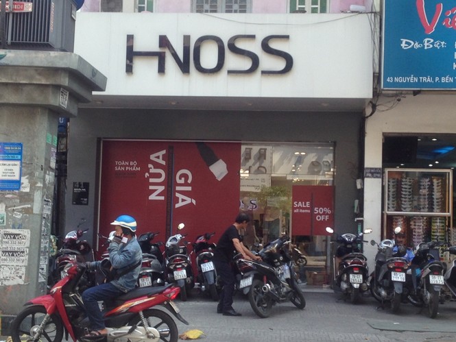 Black Friday: Nơi đìu hiu, chỗ tấp nập - ảnh 15