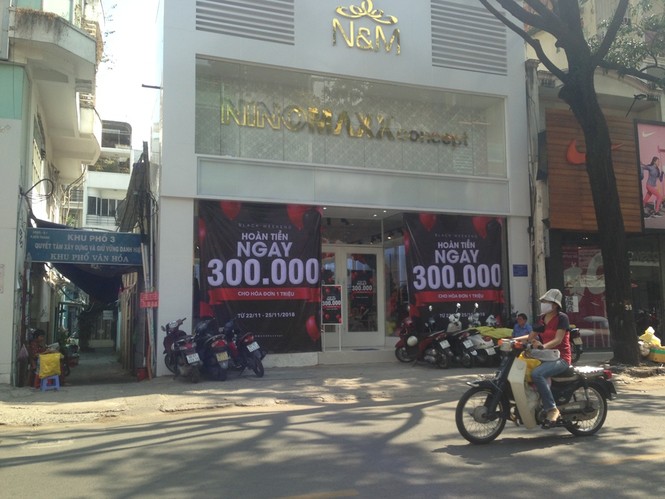 Black Friday: Nơi đìu hiu, chỗ tấp nập - ảnh 14