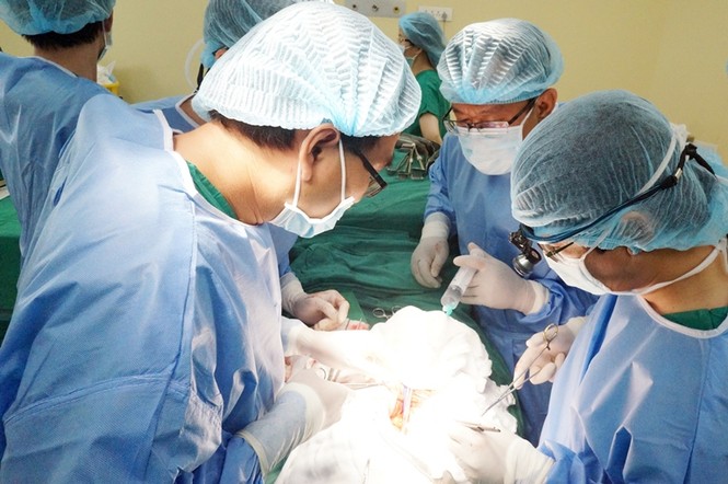 Bệnh viện tư nhân đầu tiên thực hiện thành công ghép thận - ảnh 1