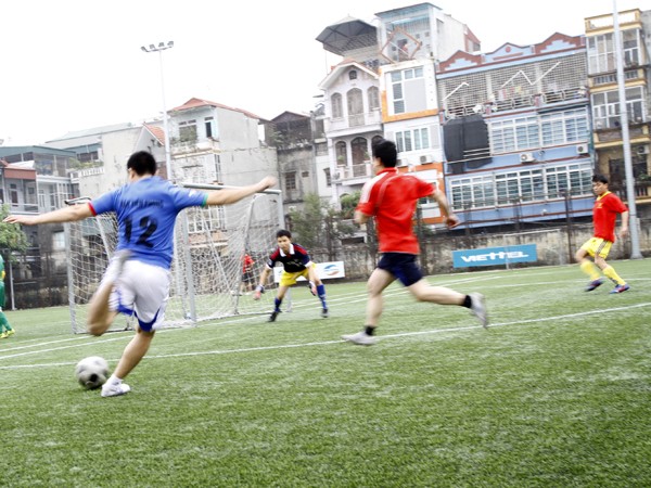 Giải bóng chào xuân Giáp Ngọ - ảnh 4