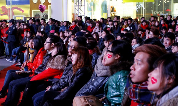 Giới trẻ 'in dấu' trong ngày tình nhân - ảnh 7