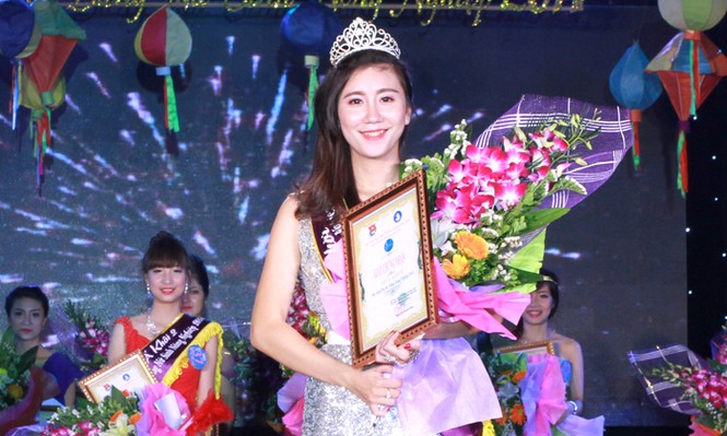 Nữ sinh Nông nghiệp khoe tài sắc - ảnh 2