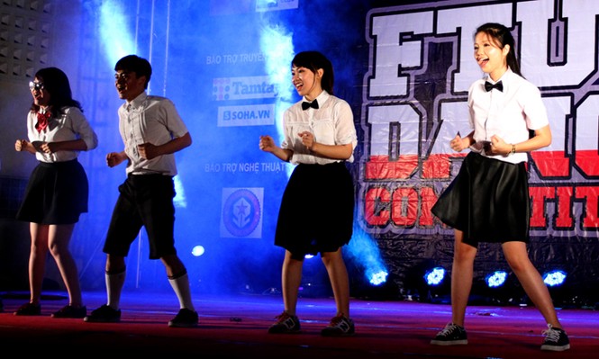Sinh viên Ngoại thương tranh tài Dance - ảnh 8